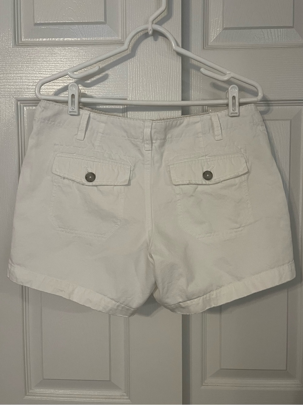 Old Navy White Cotton Shorts - Picture 2 of 5